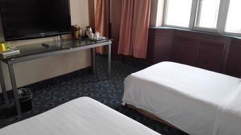 Juhe Express Hotel Luoyang Tianjin Road Eksteriør billede